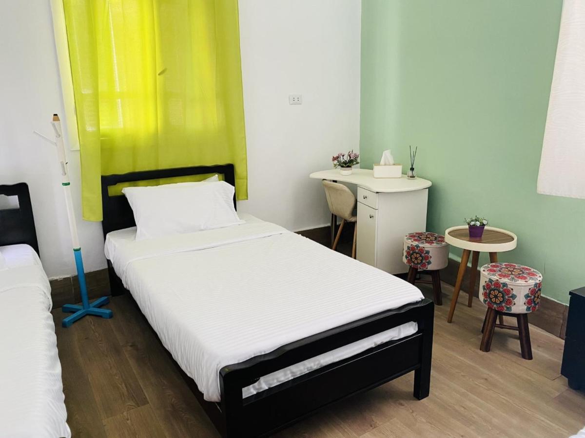 City Hostel Dormitory Tripoli Extérieur photo
